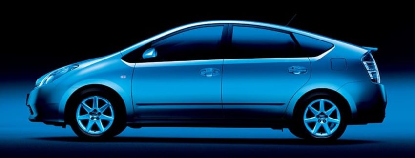 横から見たトヨタプリウス20系